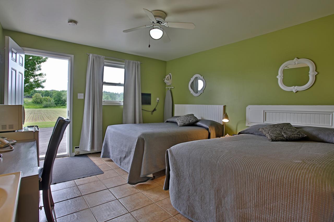 Motel Exquise Coaticook Exterior foto
