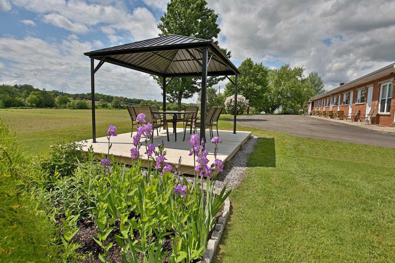 Motel Exquise Coaticook Exterior foto